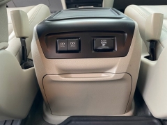 Used 2020  Toyota Sienna 4d Wagon AWD XLE Premium 7-Passenger at Tecforce Automotive near Bridgeport&comma; NY