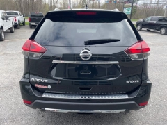 Used 2018  Nissan Rogue 4d SUV AWD SV at Tecforce Automotive near Bridgeport&comma; NY