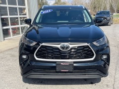 Used 2023  Toyota Highlander XLE AWD at Tecforce Automotive near Bridgeport&comma; NY
