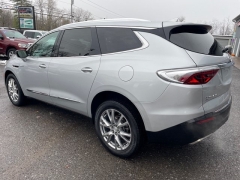 Used 2022  Buick Enclave AWD 4dr Essence at Tecforce Automotive near Bridgeport, NY