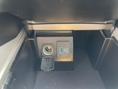 Used 2023  Ford Explorer XLT 4WD at Tecforce Automotive near Bridgeport&comma; NY