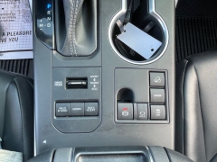 Used 2023  Toyota Highlander XLE AWD at Tecforce Automotive near Bridgeport&comma; NY