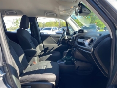 Used 2021  Jeep Renegade Latitude 4x4 at Tecforce Automotive near Bridgeport&comma; NY