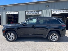 Used 2023  Jeep Grand Cherokee Limited 4x4 at Tecforce Automotive near Bridgeport&comma; NY