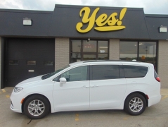 Used 2022 Chrysler Pacifica Touring L FWD at Yes Automotive near Fort Wayne, IN