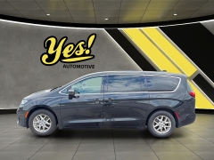 Used 2023  Chrysler Pacifica Touring L FWD at Yes Automotive near Fort Wayne&comma; IN