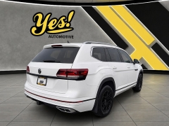 Used 2021  Volkswagen Atlas 3&period;6L V6 SEL Premium R-Line 4MOTION at Yes Automotive near Fort Wayne&comma; IN