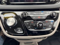 Used 2023  Chrysler Pacifica Touring L FWD at Yes Automotive near Fort Wayne&comma; IN