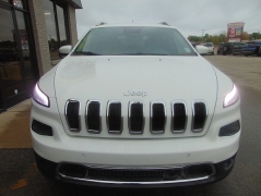 Used 2016  Jeep Cherokee 4d SUV 4WD Limited V6 at Yes Automotive near Fort Wayne, IN