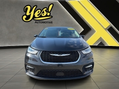 Used 2023  Chrysler Pacifica Touring L FWD at Yes Automotive near Fort Wayne&comma; IN