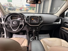 Used 2016  Jeep Cherokee 4d SUV 4WD Limited V6 at Yes Automotive near Fort Wayne, IN