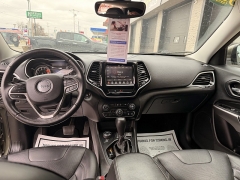 Used 2019  Jeep Cherokee 4d SUV 4WD Limited 3.2L at Yes Automotive near Fort Wayne, IN