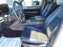Used 2020 Jeep Grand Cherokee 4d SUV 4WD Laredo Altitude at Yes Automotive near Fort Wayne, IN