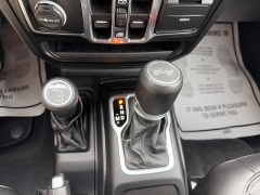 Used 2021  Jeep Wrangler Unlimited Sahara Altitude 4x4 at Yes Automotive near Fort Wayne&comma; IN