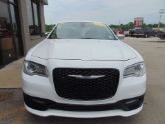 Used 2020 Chrysler 300 4d Sedan RWD Limited at Yes Automotive near Fort Wayne, IN