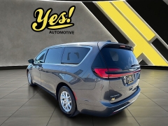 Used 2023  Chrysler Pacifica Touring L FWD at Yes Automotive near Fort Wayne&comma; IN