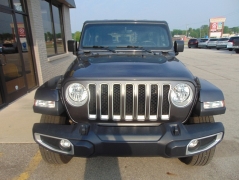 Used 2020 Jeep Wrangler Unlimited 4d SUV 4WD Sahara Altitude at Yes Automotive near Fort Wayne, IN