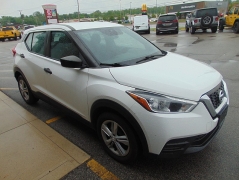 Used 2020 Nissan Kicks 4d SUV FWD SR at Yes Automotive near Fort Wayne, IN