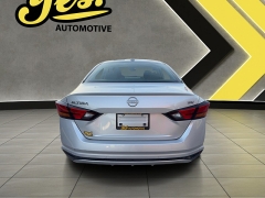 Used 2024  Nissan Altima 2&period;5 SV Sedan at Yes Automotive near Fort Wayne&comma; IN