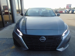 Used 2024  Nissan Altima 2&period;5 SV Sedan at Yes Automotive near Fort Wayne&comma; IN