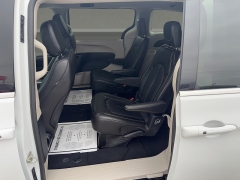 Used 2024  Chrysler Pacifica Touring L FWD at Yes Automotive near Fort Wayne&comma; IN