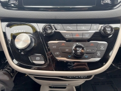 Used 2024  Chrysler Pacifica Touring L FWD at Yes Automotive near Fort Wayne&comma; IN