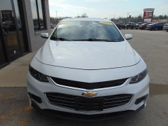 Used 2017 Chevrolet Malibu 4d Sedan Premier at Yes Automotive near Fort Wayne, IN