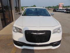 Used 2020 Chrysler 300 4d Sedan RWD Limited at Yes Automotive near Fort Wayne, IN