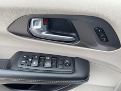 Used 2024  Chrysler Pacifica Touring L FWD at Yes Automotive near Fort Wayne&comma; IN