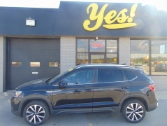 Used 2022  Volkswagen Taos SE FWD at Yes Automotive near Fort Wayne, IN