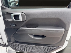 Used 2021  Jeep Wrangler Unlimited Sahara Altitude 4x4 at Yes Automotive near Fort Wayne&comma; IN