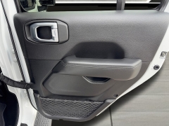 Used 2021  Jeep Wrangler Unlimited Sahara Altitude 4x4 at Yes Automotive near Fort Wayne&comma; IN