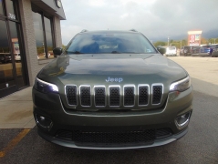 Used 2019  Jeep Cherokee 4d SUV 4WD Limited 3.2L at Yes Automotive near Fort Wayne, IN