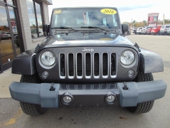 Used 2016  Jeep Wrangler Unlimited 4d Convertible Sahara at Yes Automotive near Fort Wayne, IN