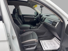 Used 2021  Volkswagen Atlas 3&period;6L V6 SEL Premium R-Line 4MOTION at Yes Automotive near Fort Wayne&comma; IN