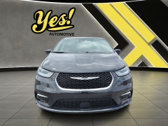 Used 2023  Chrysler Pacifica Touring L FWD at Yes Automotive near Fort Wayne&comma; IN