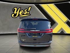 Used 2023  Chrysler Pacifica Touring L FWD at Yes Automotive near Fort Wayne&comma; IN