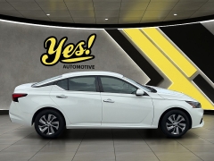 Used 2022  Nissan Altima 2&period;5 S Sedan at Yes Automotive near Fort Wayne&comma; IN
