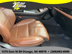 Used 2020  Lincoln Aviator 4d SUV AWD Reserve II at Car Zone Sales near Otsego&comma; MI