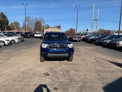 Used 2014  Toyota Tacoma 4WD Access Cab I4 (Natl) at Car Zone Sales near Otsego, MI