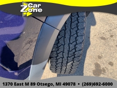 Used 2015  Jeep Cherokee 4d SUV 4WD Trailhawk V6 at Car Zone Sales near Otsego&comma; MI