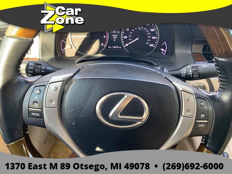 2015 Lexus ES 350 - Photo 19