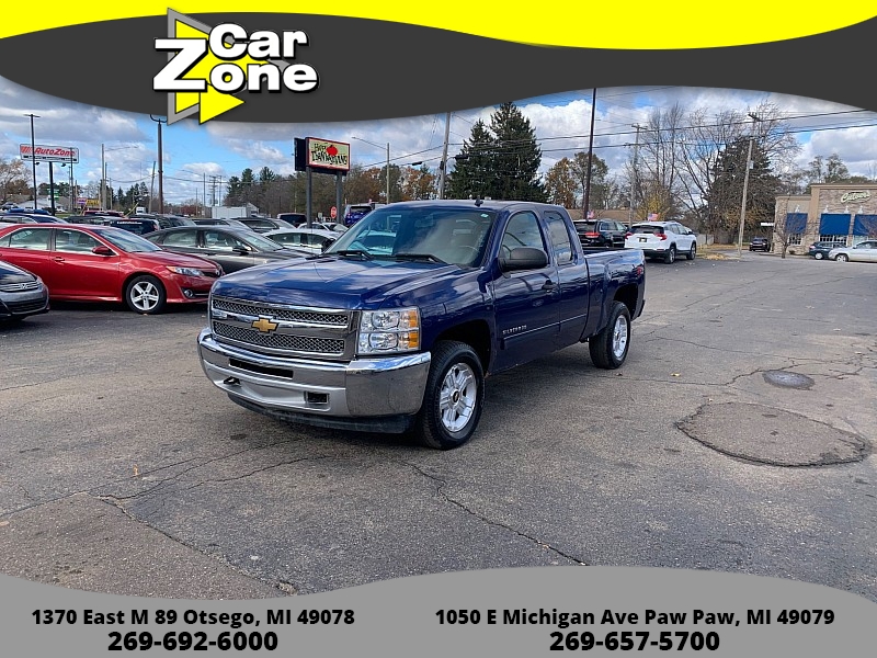 Used 2013  Chevrolet Silverado 1500 4WD Ext Cab LT at Car Zone Sales near Otsego, MI