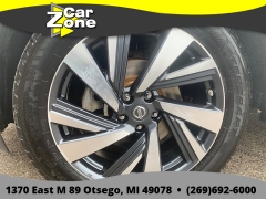 Used 2018  Nissan Murano 4d SUV AWD Platinum at Car Zone Sales near Otsego&comma; MI