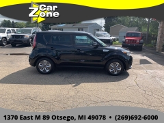 Used 2017  Kia Soul EV 4d Hatchback EV at Car Zone Sales near Otsego&comma; MI