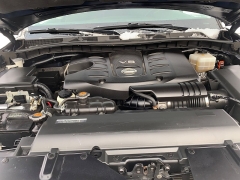 Used 2018  Nissan Armada 4d SUV AWD SV at Car Zone Sales near Otsego&comma; MI