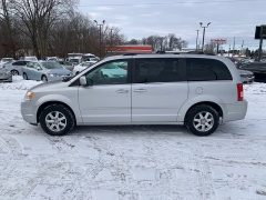 Used 2008  Chrysler Town & Country 4d Wagon Touring at Car Zone Sales near Otsego&comma; MI