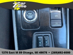 Used 2020  Mitsubishi Outlander 4d SUV AWC SE at Car Zone Sales near Otsego&comma; MI