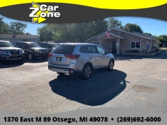 Used 2020  Mitsubishi Outlander 4d SUV AWC SE at Car Zone Sales near Otsego&comma; MI