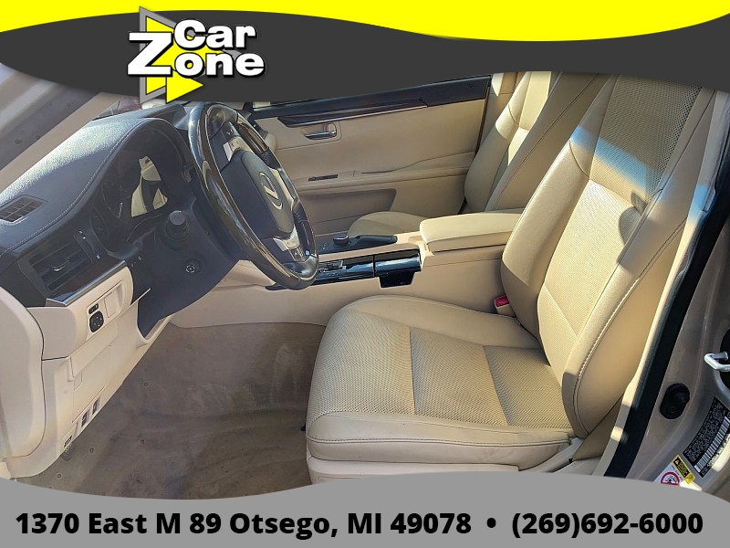 2015 Lexus ES 350 - Photo 13